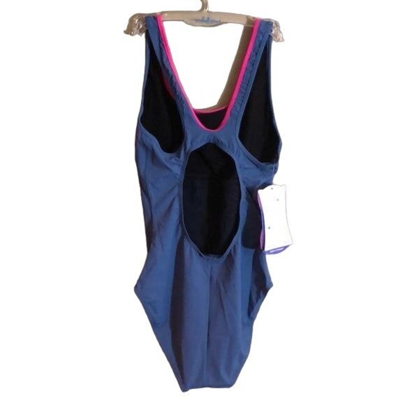 NWT Women’s Aqua Sphere One Piece Swimsuit - Picture 2 of 10